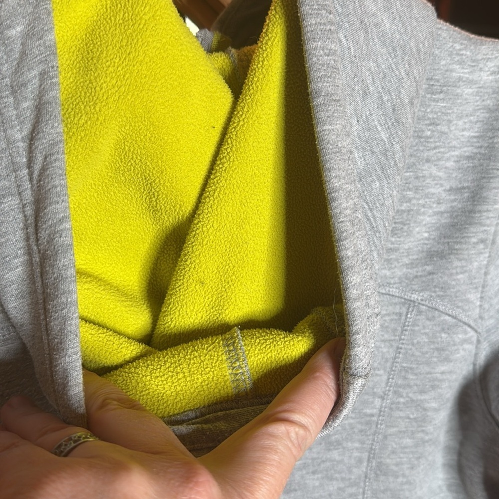 Athleta Grey Long Zip Up Fleece Sweatshirt Hoodie Jacket Size Large - Picture 8 of 12
